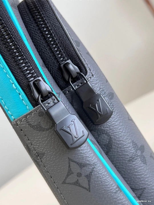 WIS VUITTON Avenue Slingbag-16*33*5.7CM LOUIS 1116